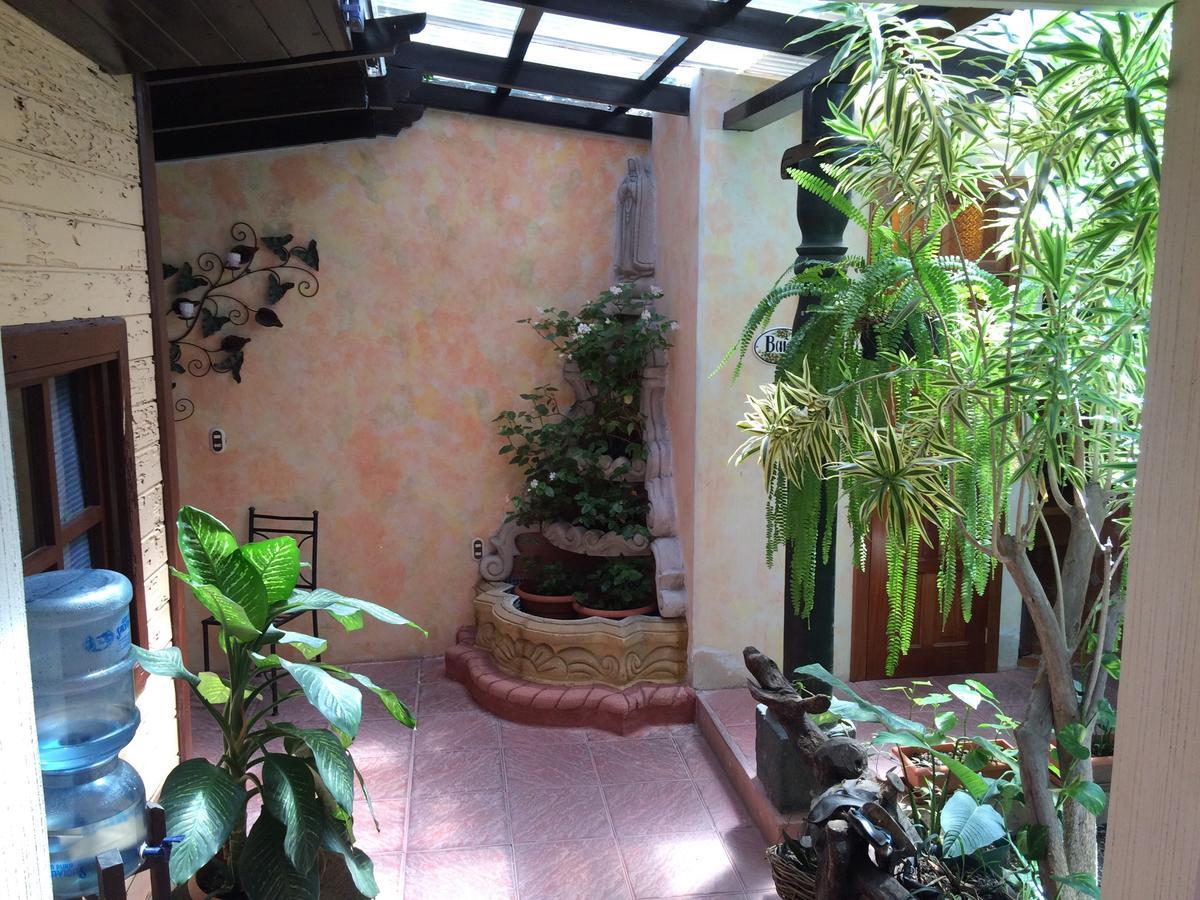 De Volcanes Hotel Panajachel