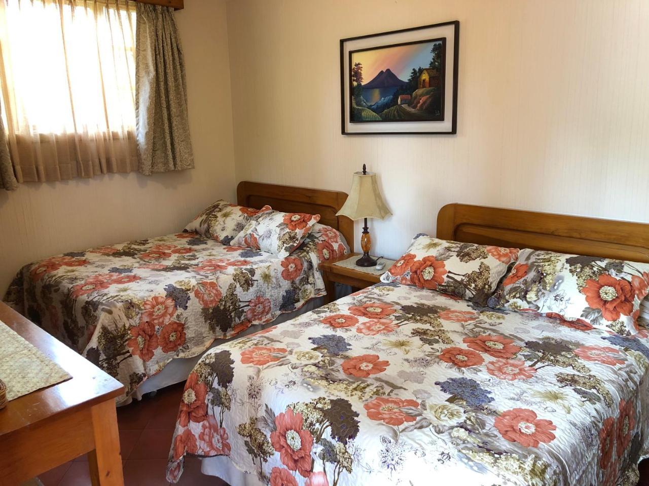 De Volcanes Hotel Panajachel